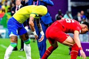 九游体育-关于内马尔关键节点赛况扑朔迷离，塞尔维亚队带队取胜！的信息